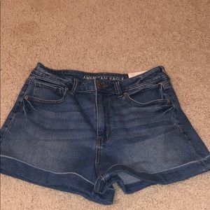 American Eagle mom shorts